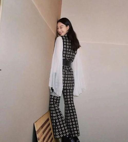 中韩明星撞衫,撞衫瞬间，谁更胜一筹？