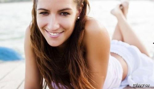 爆乳丝袜女自慰种子,揭秘爆乳女子的私密自慰生活