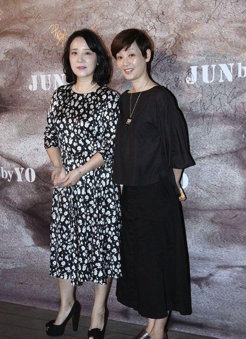 短发明星穿衣打扮,短发也能穿出风采