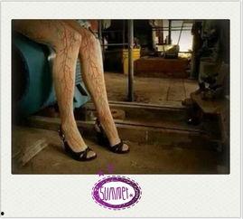 av红色丝袜,红色风情，性感魅力尽展无遗